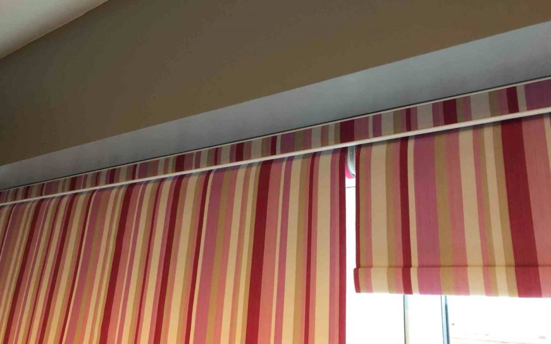 2 Rollerblinds in one fascia